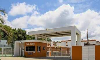 Imagem: Imóvel com área de serviço e cozinha