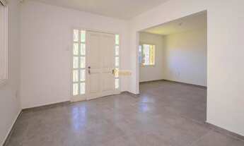 Imagem 7: Linda Casa com Closet, Hidromassagem e Sacada em Bairro Liberdade - Novo Hamburgo