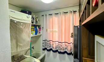 Imagem 4: Apartamento Semimobiliado com Varanda e Piscina no Condomínio em Viamão - Venda