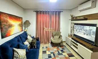 Imagem 2: Apartamento Semimobiliado com Varanda e Piscina no Condomínio em Viamão - Venda