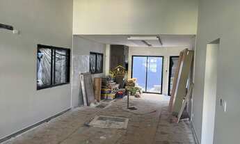 Imagem 2: Casa com 3 Dormitorio(s) localizado(a) no bairro Jardim Carvalho em Ponta Grossa / PARANA