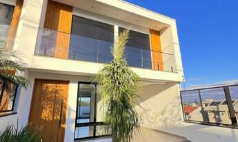 Imagem: Sobrado a venda em Sapiranga, no Bairro