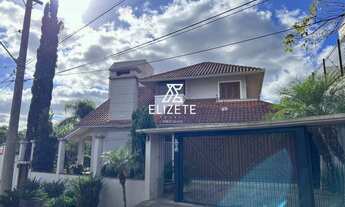 Imagem 2: Casa à venda com Excelente Padrão Construtivo!