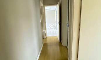 Imagem 7: Apartamento com Móveis Planejados e Sacada no Pátria Nova - Venda