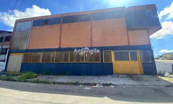 Imagem: Pavilhão à venda no bairro Santa Fé