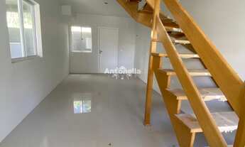 Imagem: Sobrado à venda no bairro Colina Sorriso