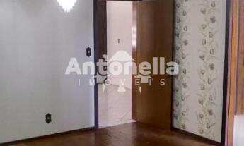 Imagem: Casa à venda no bairro Petrópolis