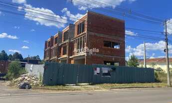 Imagem: Sobrado à venda no bairro Bela Vista