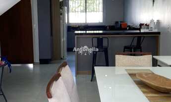 Imagem 2: Sobrado à venda no bairro Parque Oásis