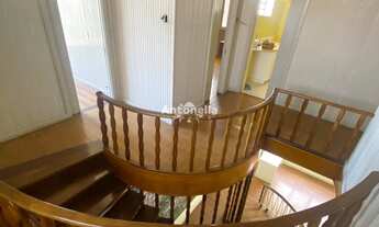 Imagem 2: Casa semimobiliada no Centro