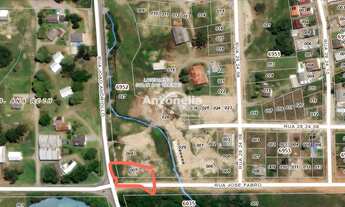 Imagem: Terreno à venda em Ana Rech