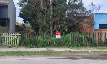 Imagem: TERRENO NA QUADRA DO MAR SOBRE O ASFALTO