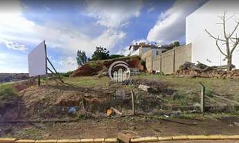 Imagem: Terreno com 2 Dormitorio(s) localizado(a)