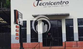 Imagem 1: Prédio Comercial com Estacionamento interno