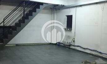 Imagem 4: Prédio Comercial com Estacionamento interno