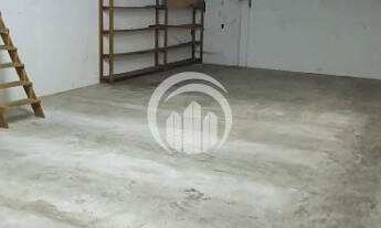 Imagem 6: Prédio Comercial com Estacionamento interno