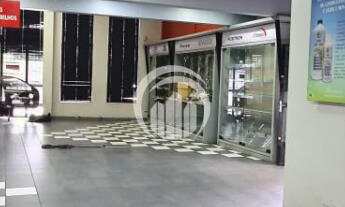 Imagem 3: Prédio Comercial com Estacionamento interno