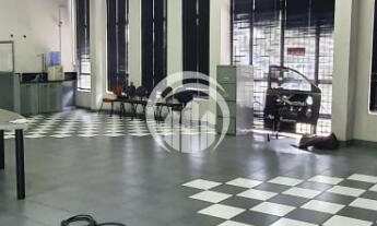 Imagem 5: Prédio Comercial com Estacionamento interno