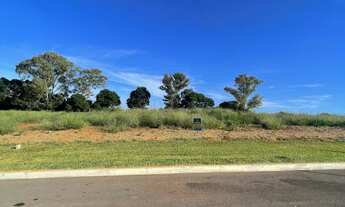 Imagem: TERRENO COMERCIAL PRÓXIMO AO LAGO!