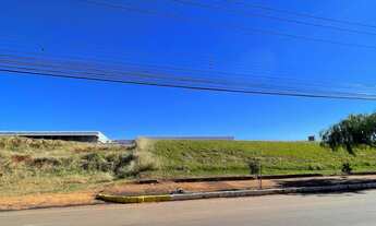 Imagem: TERRENO COMERCIAL NA AVENIDA DA CIDADE!