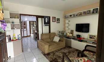 Imagem 4: CASA EXCELENTE COM LOCALIZAÇÃO PERFEITA!