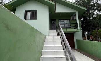 Imagem 3: CASA EXCELENTE COM LOCALIZAÇÃO PERFEITA!