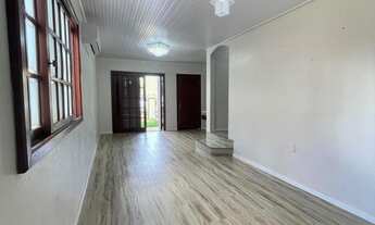 Imagem 3: Casa com 3 dormitórios a venda no Bairro Martini