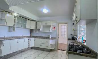 Imagem 4: CASA AMPLA COM EXCELENTE LOCALIZAÇÃO, PERFEITA PARA VOCÊ E SUA FAMÍLIA!