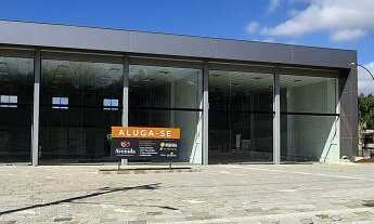 Imagem 7: Aluguel de Imóvel Comercial no Centro de Não-Me-Toque - VITRINE COM VIDRO E AMPLO ESTACION