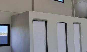 Imagem 4: Aluguel de Imóvel Comercial no Centro de Não-Me-Toque - VITRINE COM VIDRO E AMPLO ESTACION