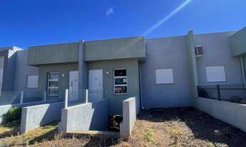 Imagem: Casa Geminada à Venda no Bairro Vargas