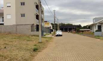 Imagem 2: Terreno plano pronto para construir!