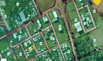 Imagem 3: Terreno plano pronto para construir!