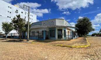 Imagem 3: Sala comercial super ampla com metragem excelente e localização privilegiada!