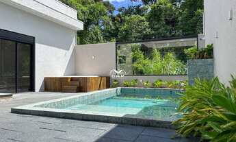 Imagem: Casa Térrea de Alto Padrão no Tropical