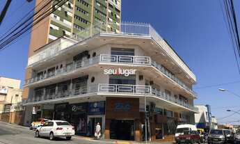 Imagem: Sala com 3 Dormitorio(s) localizado(a) no