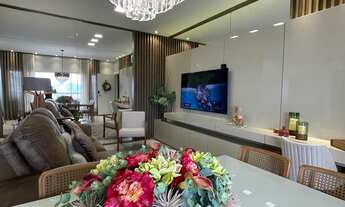 Imagem 2: Apartamento no Edifício Tarumã, 03 Suítes e 2 Vagas! Mobiliado e equipado! Meia Praia - I