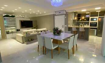 Imagem 3: Apartamento Mobiliado! Entrada 50%! 04 Suítes sendo 01 master e 03 Vagas. 180M Privativos