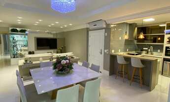 Imagem 2: Apartamento Mobiliado! Entrada 50%! 04 Suítes sendo 01 master e 03 Vagas. 180M Privativos