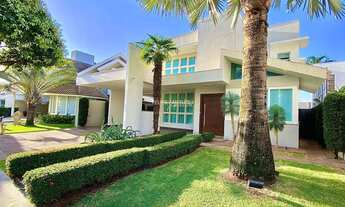 Imagem: Lindo sobrado à venda no Condomínio Versailles