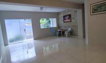 Imagem 2: Casa à venda em São Lourenço