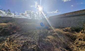 Imagem: Terreno à venda - Oportunidade única!