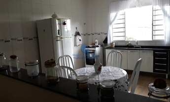 Imagem 3: Casa, 3 dormitórios, 1 suítes, 2 banheiro, 2 vagas na garagem, 20M² de Área Construída