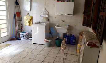 Imagem: Casa, 5 dormitórios, 1 suítes, 3 banheiro