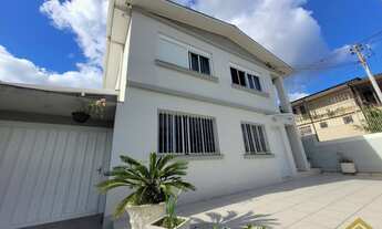 Imagem 3: Casa com 2 moradias mais uma casa individual - Ótima localização no Bairro Kayser - Ideal