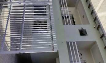 Imagem 1: Sobrado com 2 Germinadas à Venda em Itapema, Meia Praia