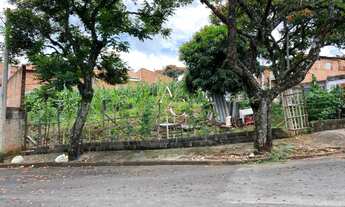 Imagem: Terreno de 429 m² no Bairro Garças em