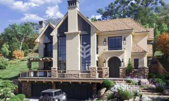 Imagem: Mansão em construção no condomínio Aspen