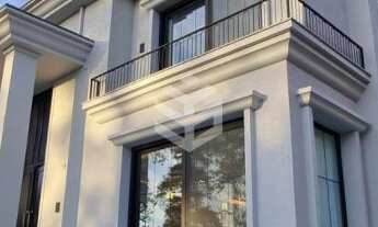 Imagem 4: CASA NO CONDOMÍNIO ASPEN MOUTAIN - ESTILO NEO CLÁSSICO COM AMBIENTAÇÃO MODERNA