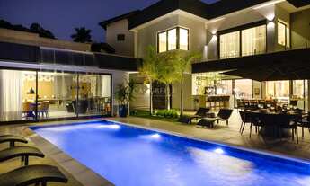 Imagem 2: CASA CINEMATOGRÁFICA MOBILIADA E DECORADA